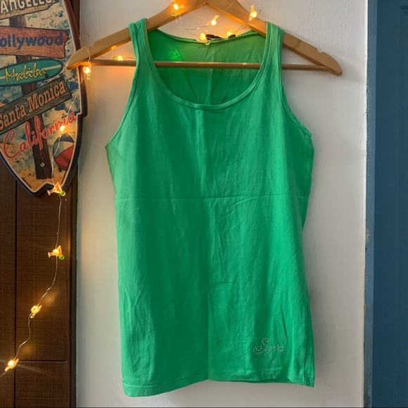 Tops - 🤩 Beautiful Green Stretchable Top !